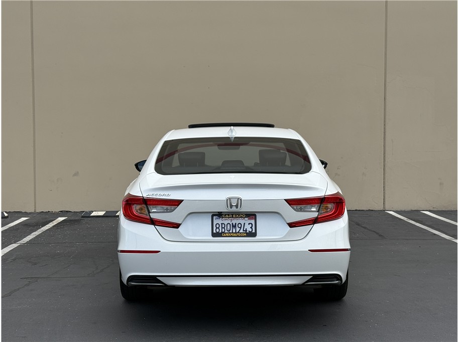 2018 Honda Accord EX-L photo 4