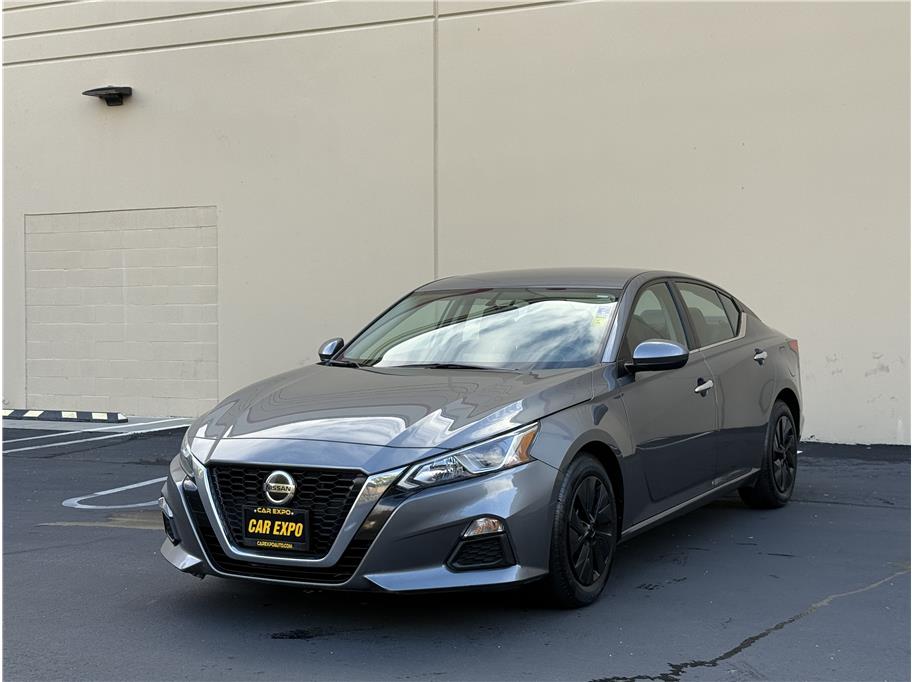 2020 Nissan Altima 2.5 photo 2