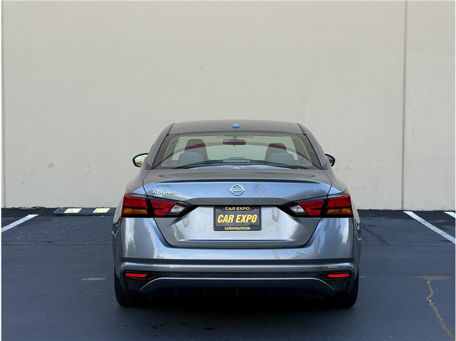 2020 Nissan Altima 2.5 photo 4