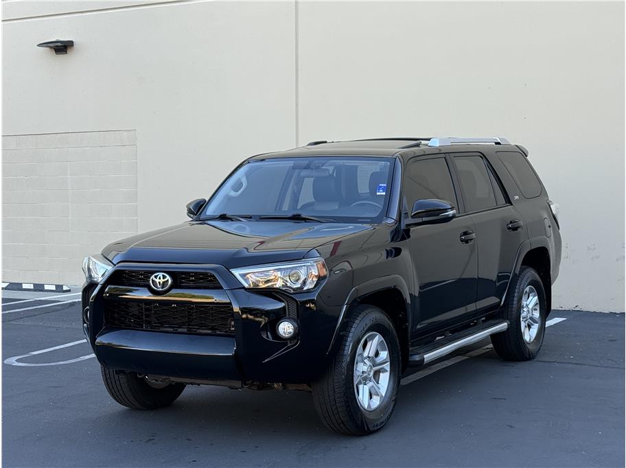 2017 Toyota 4Runner SR5 Sport photo 4