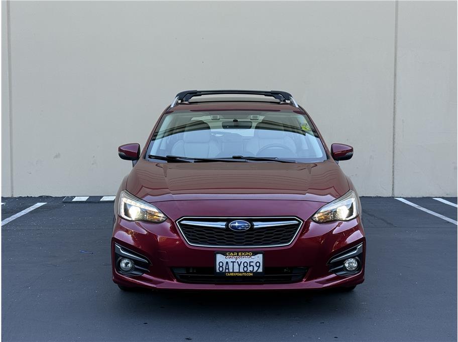 2017 Subaru Impreza 2.0i Limited photo 2