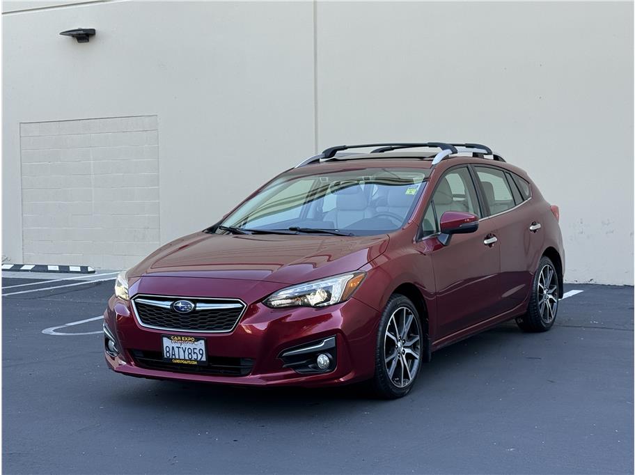 2017 Subaru Impreza 2.0i Limited photo 3