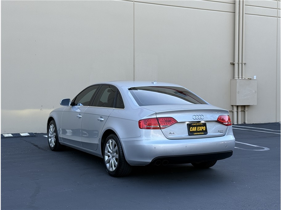 2011 Audi A4 2.0T Quattro Premium photo 4