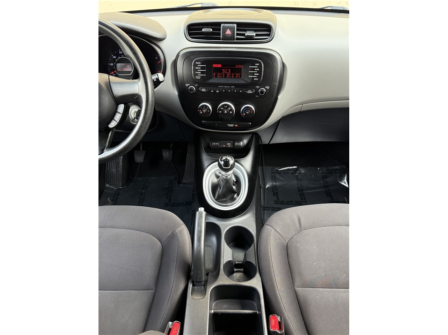 2015 Kia Soul Base - Photo 16