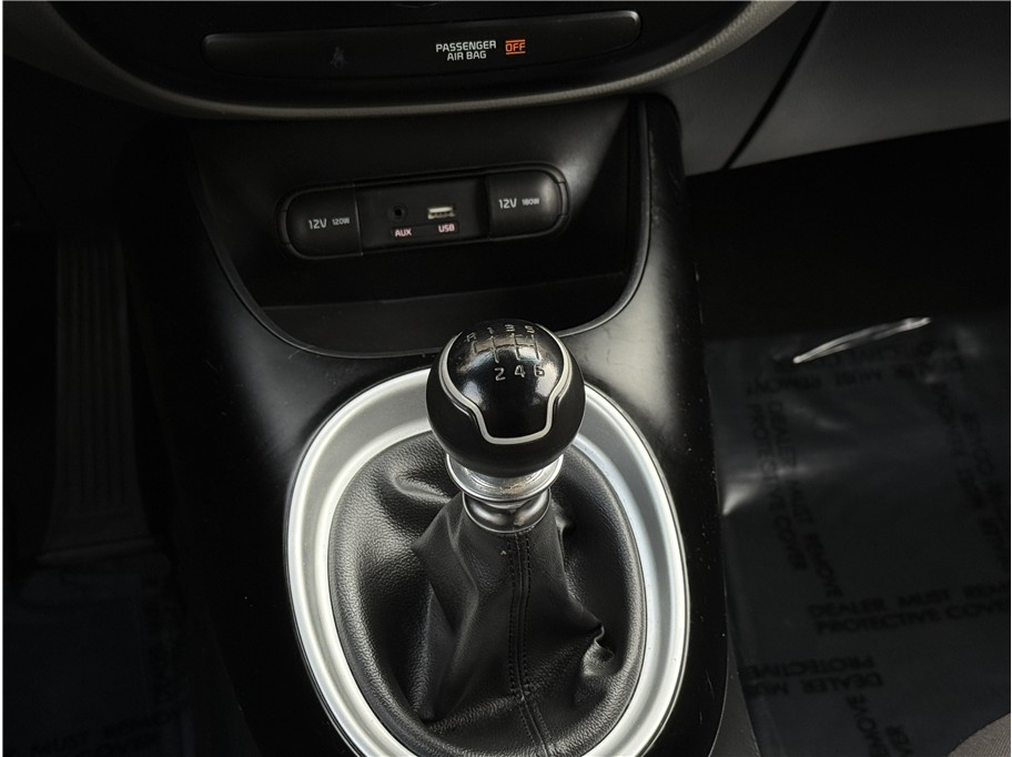 2015 Kia Soul Base - Photo 17