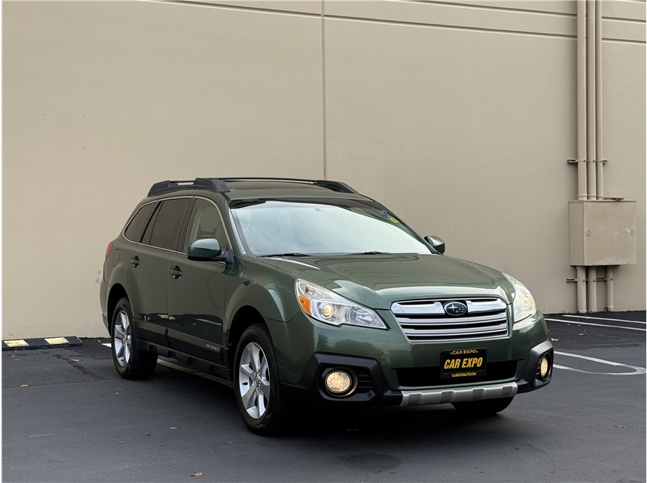 2014 Subaru Outback 2.5i Limited photo 2
