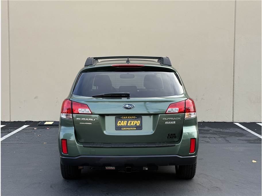 2014 Subaru Outback 2.5i Limited photo 4