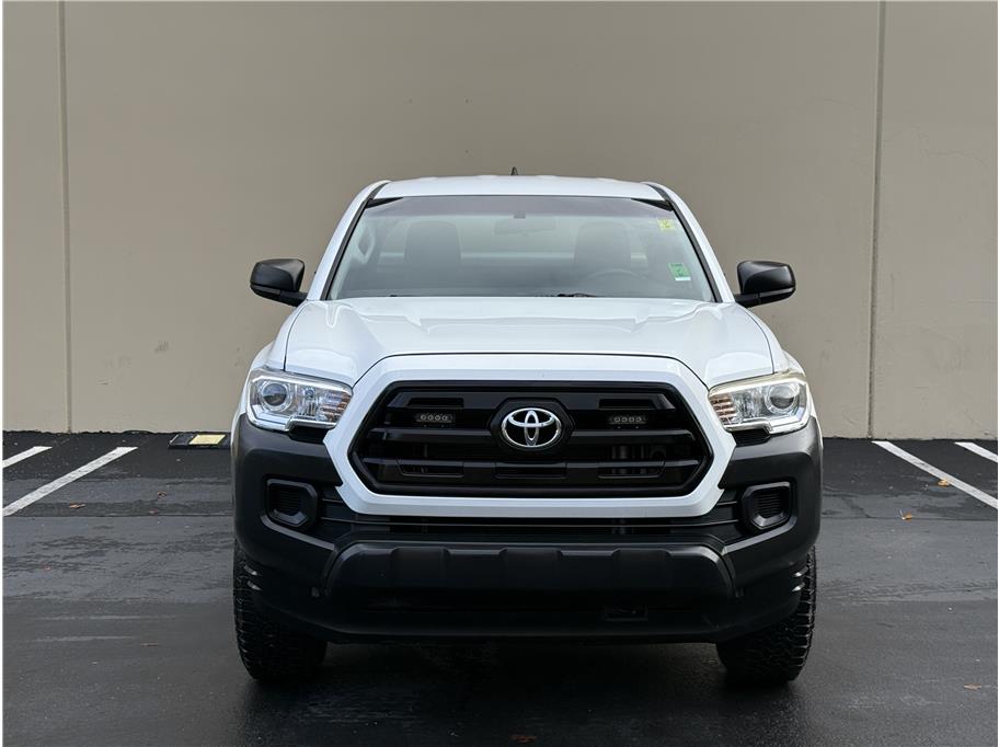 2017 Toyota Tacoma Access Cab SR photo 2