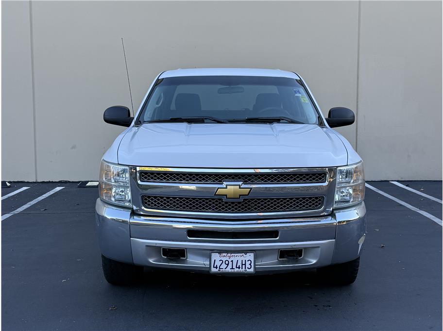 2012 Chevrolet Silverado 1500 LT photo 2