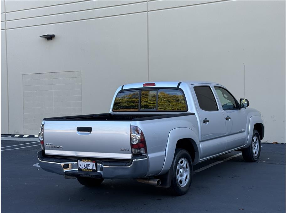 2013 Toyota Tacoma Double Cab SR5 photo 3