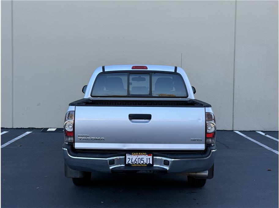 2013 Toyota Tacoma Double Cab SR5 photo 4