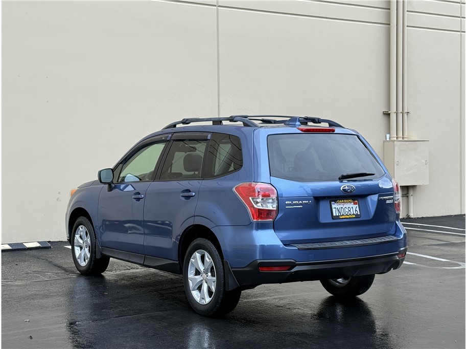 2016 Subaru Forester 2.5i Premium Sport photo 4