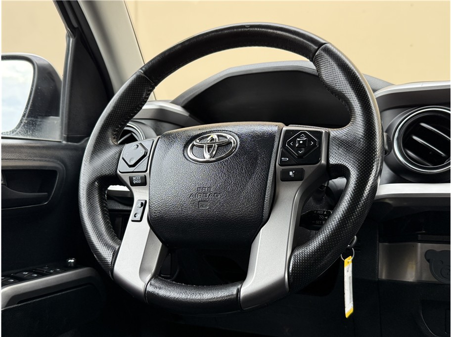 2016 Toyota Tacoma SR5 - Photo 16