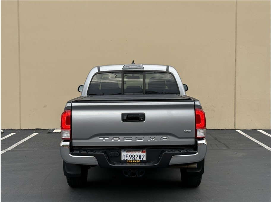 2016 Toyota Tacoma SR5 - Photo 6