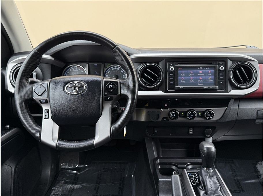 2016 Toyota Tacoma SR5 - Photo 8