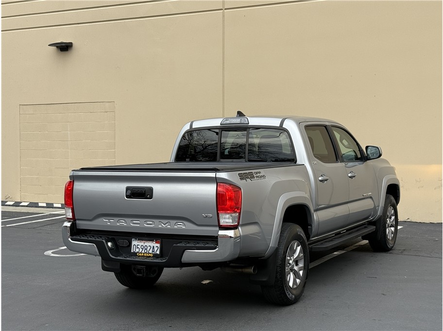 2016 Toyota Tacoma SR5 - Photo 7