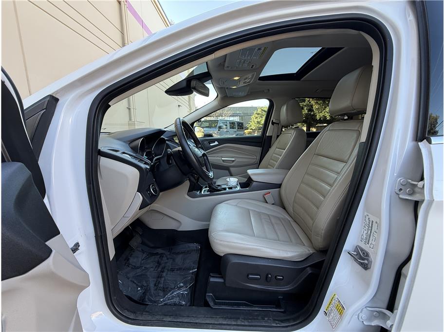 2017 Ford Escape Titanium - Photo 7