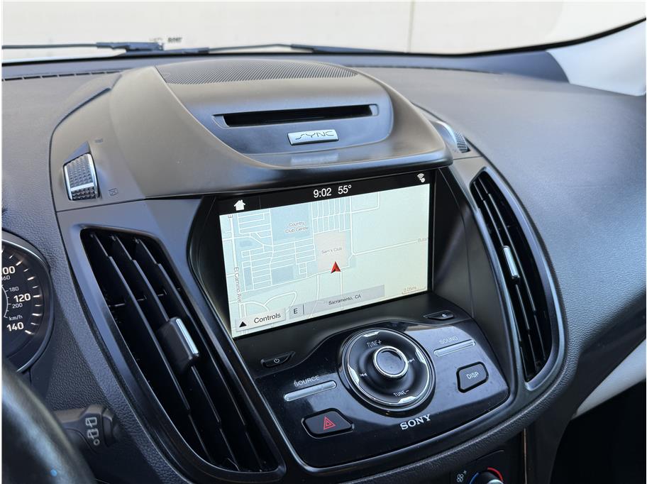 2017 Ford Escape Titanium - Photo 17
