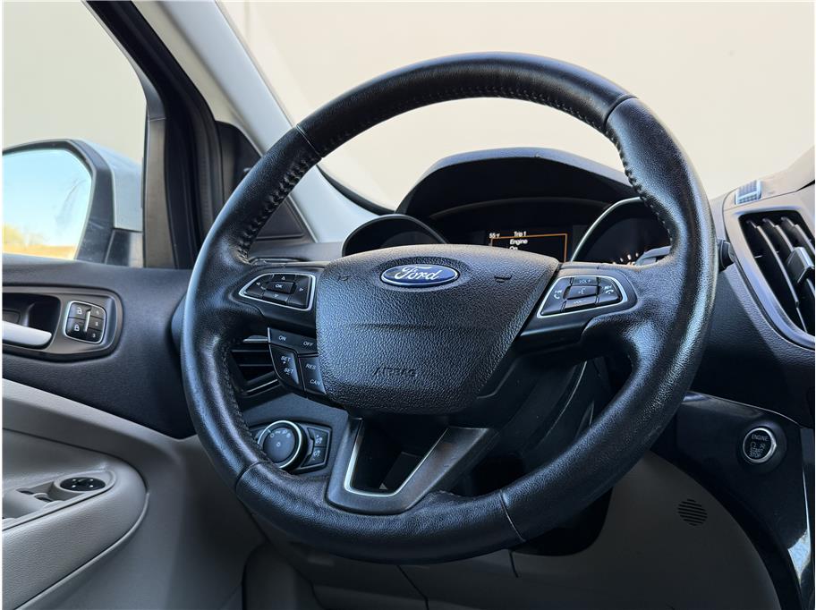 2017 Ford Escape Titanium - Photo 8