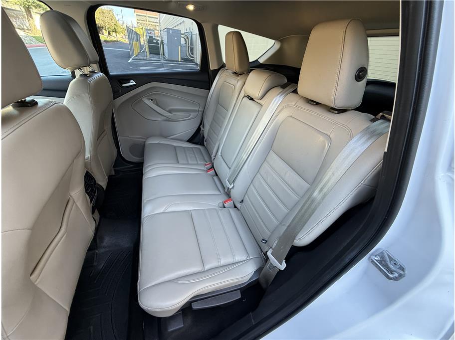 2017 Ford Escape Titanium - Photo 21