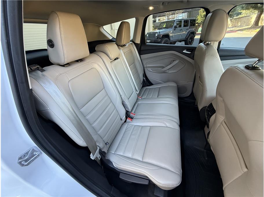 2017 Ford Escape Titanium - Photo 22