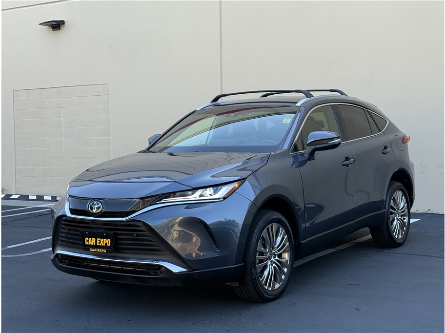 2021 Toyota Venza XLE Hybrid AWD's photo