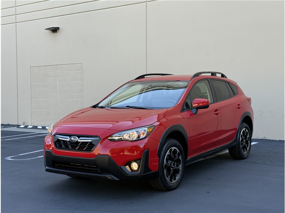 2022 Subaru Crosstrek Premium 6MT's photo