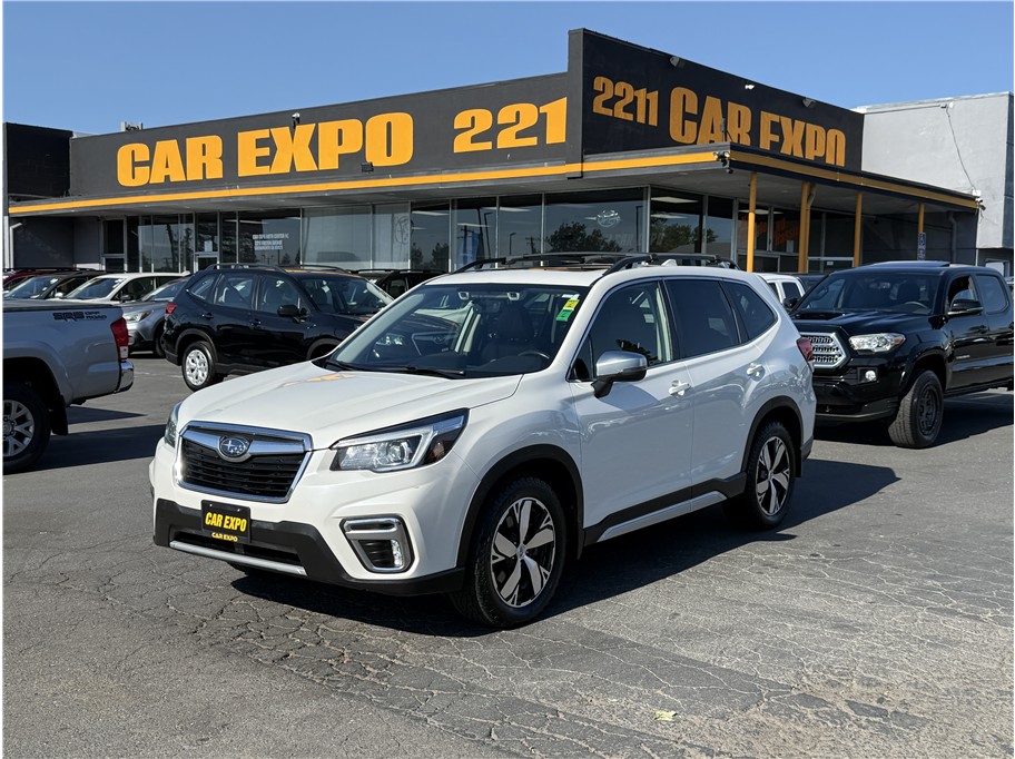 2020 Subaru Forester Touring's photo