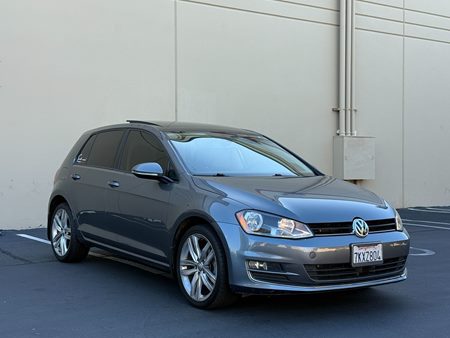 2015 Volkswagen Golf S Hatchback Sedan 4D