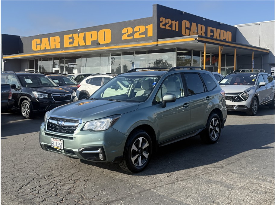2018 Subaru Forester 2.5i Premium Sport Utility 4D