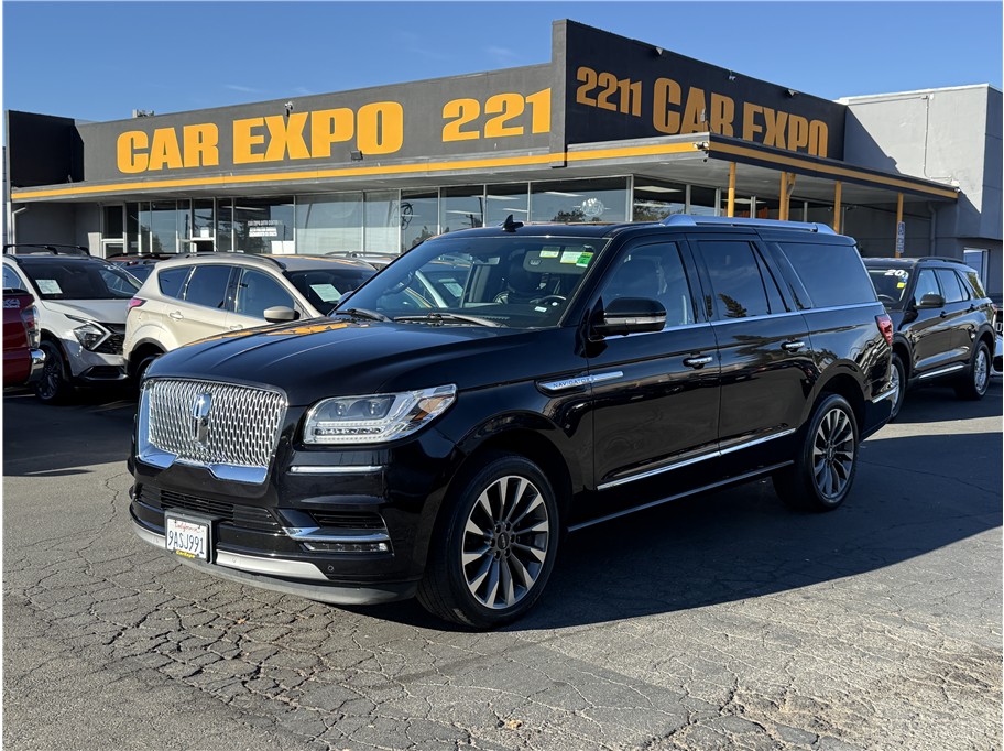 2019 Lincoln Navigator L Select Sport Utility 4D