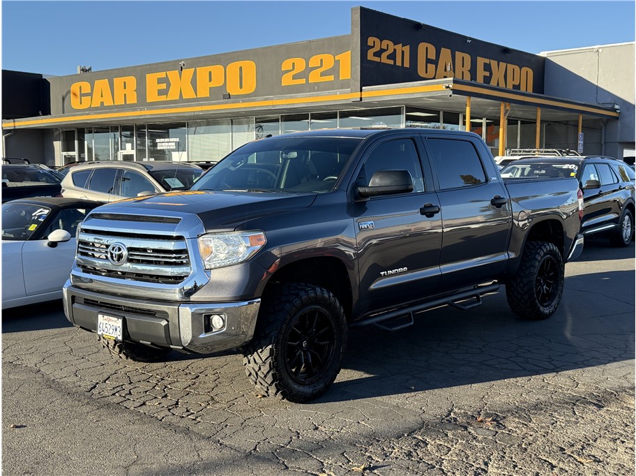 2016 Toyota Tundra CrewMax SR5 Pickup 4D 5 1/2 ft