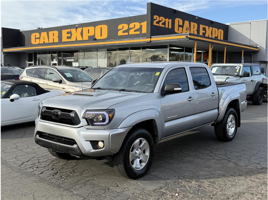 2015 Toyota Tacoma Double Cab Pickup 4D 5 ft