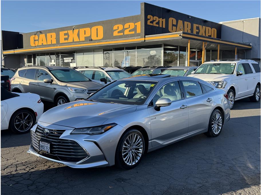 2020 Toyota Avalon Hybrid Limited Sedan 4D