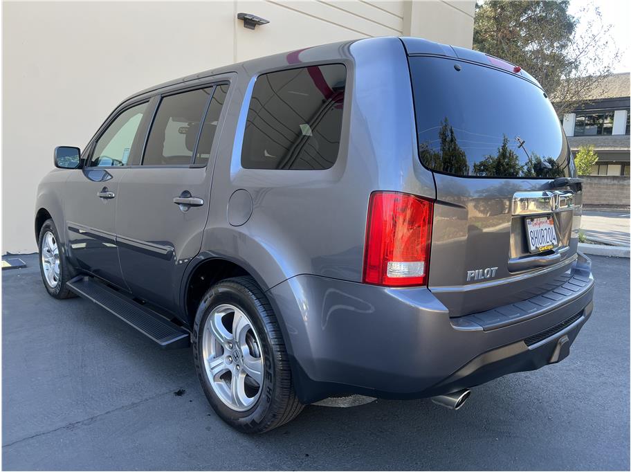Sold 2014 Honda Pilot EX Sport Utility 4D in Sacramento