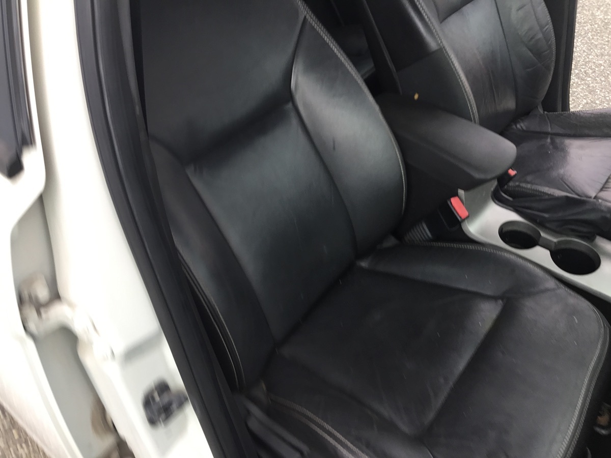 2010 Ford Focus SEL - Photo 6