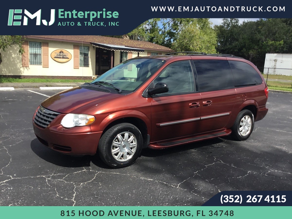 2007 Chrysler Town & Country