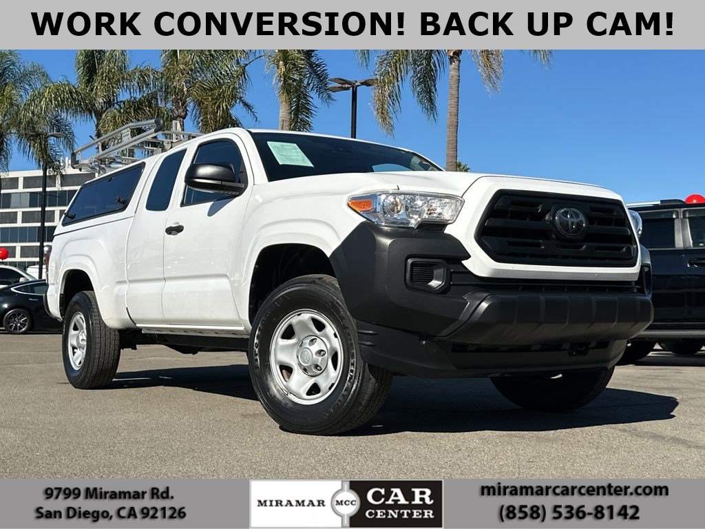 2018 Toyota Tacoma SR