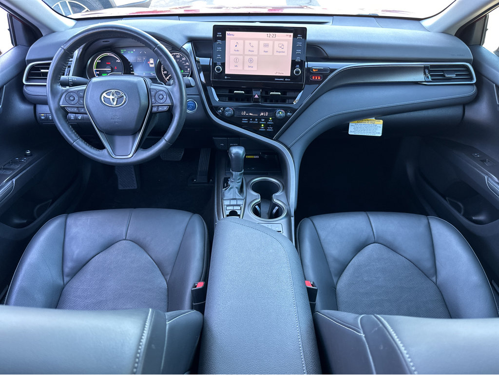 2022 Toyota Camry Hybrid XSE photo 4