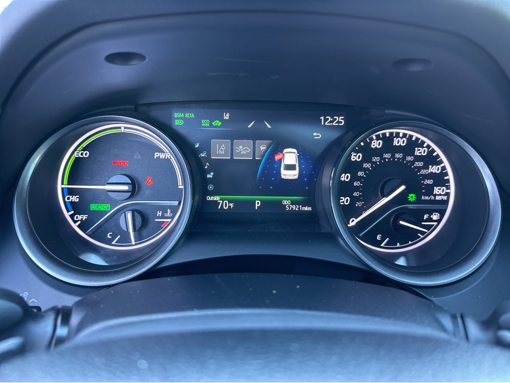 2022 Toyota Camry Hybrid XSE photo 21