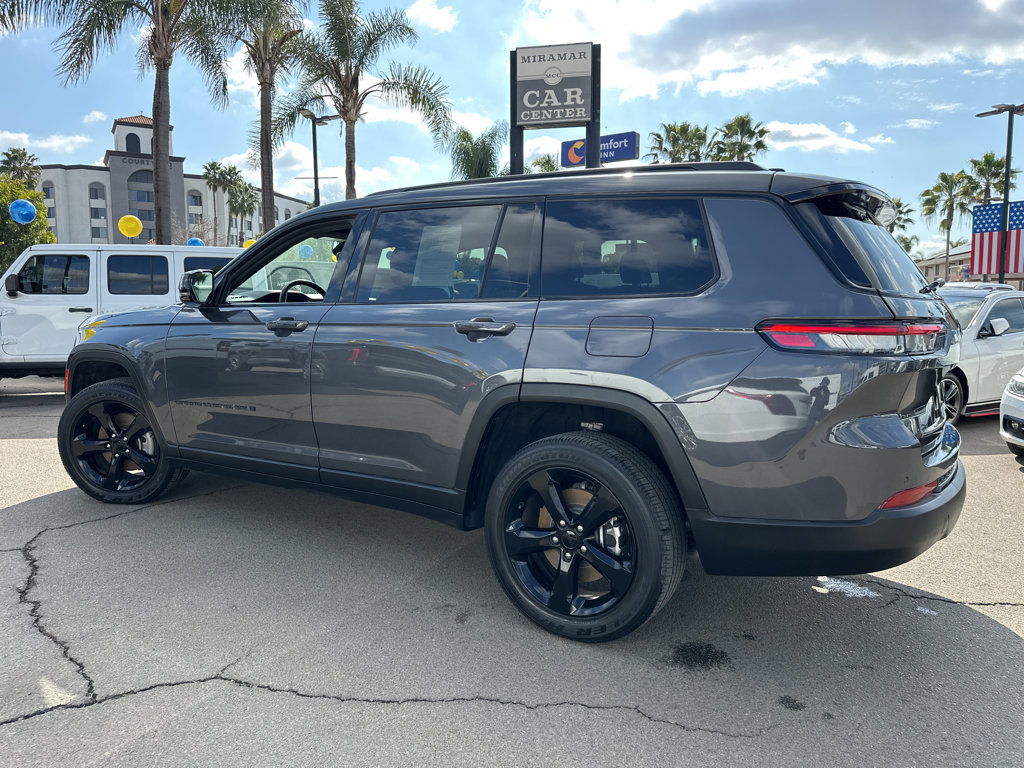 Sold 2022 Jeep Grand Cherokee L Altitude in San Diego