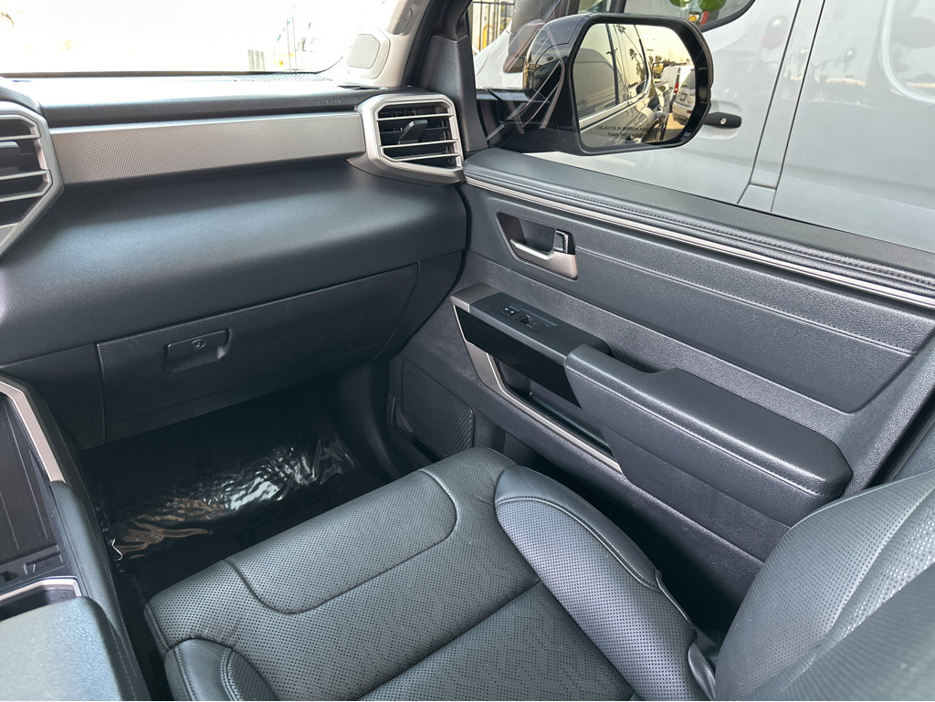 2022 Toyota Tundra Limited - Photo 19