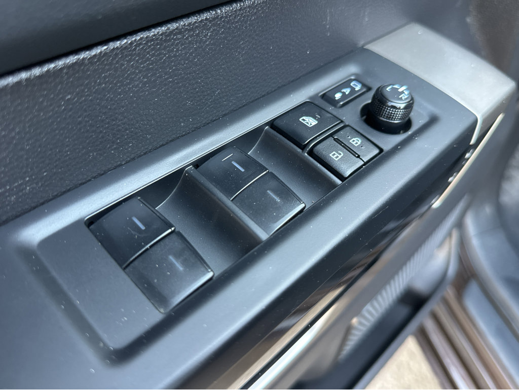 2022 Toyota Tundra Limited - Photo 36