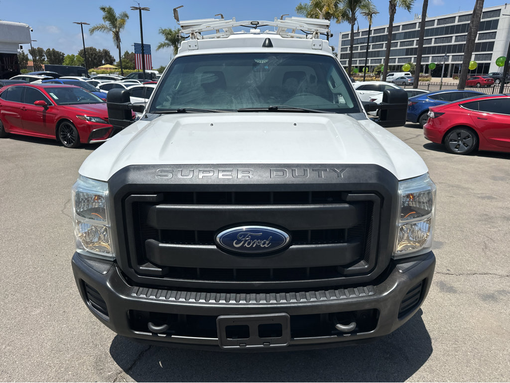 2013 Ford F-350 XL photo 2