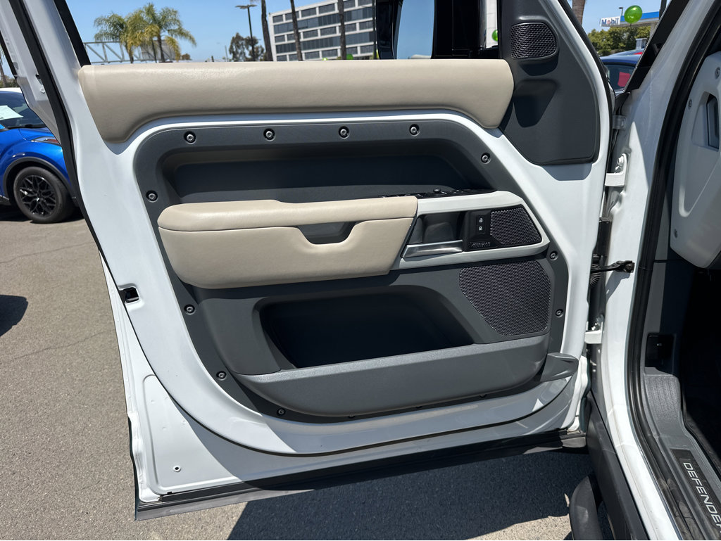 2022 Land Rover Defender X-Dynamic HSE - Photo 15