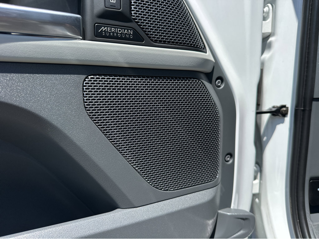 2022 Land Rover Defender X-Dynamic HSE - Photo 35