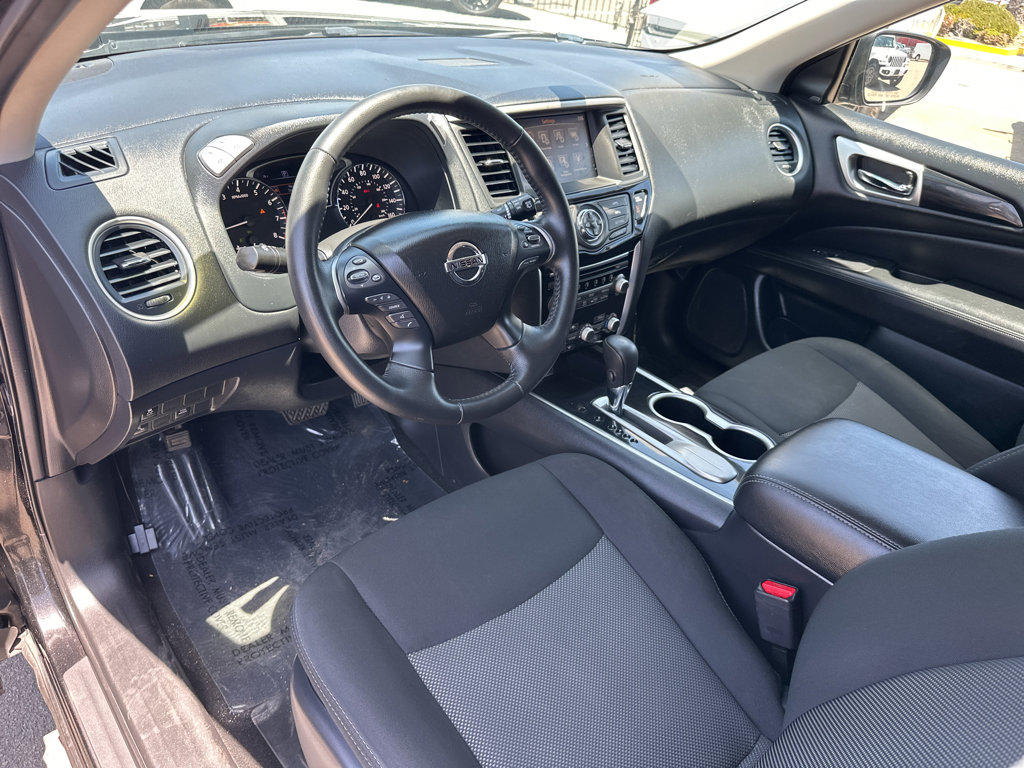 2020 Nissan Pathfinder SV - Photo 16