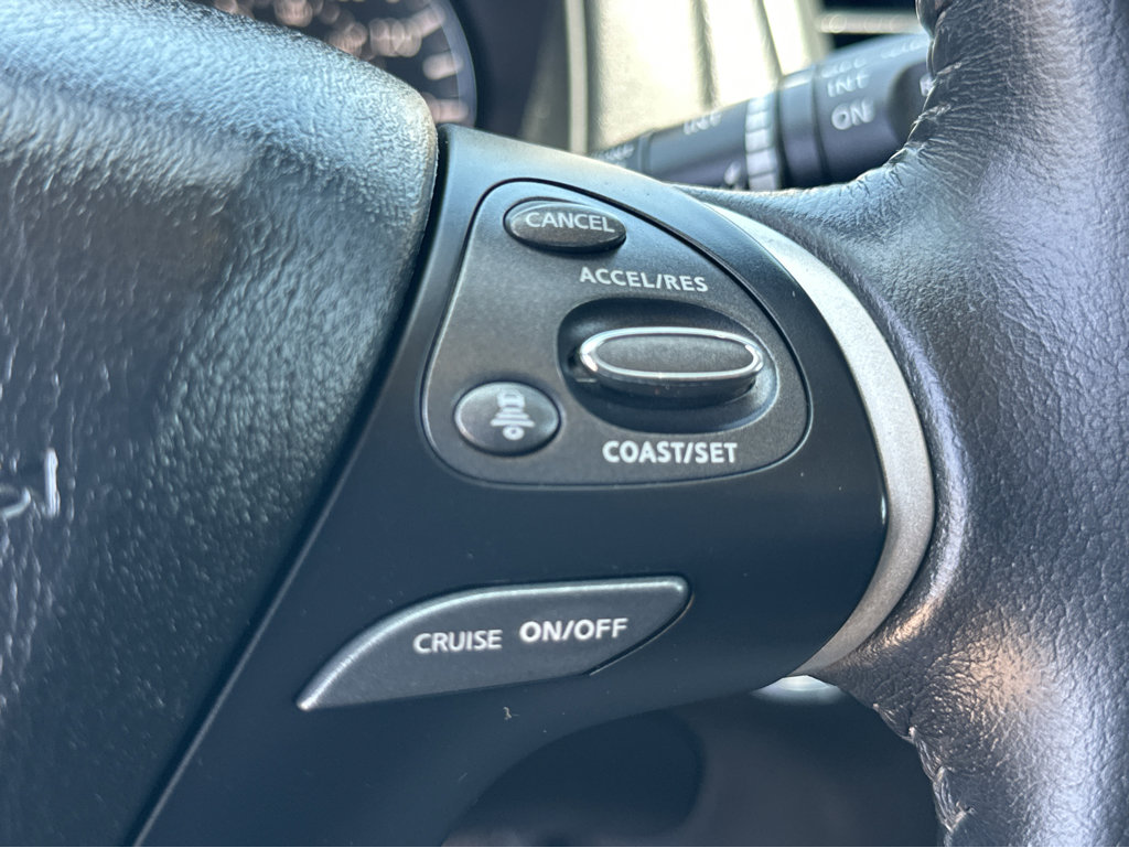2020 Nissan Pathfinder SV - Photo 22