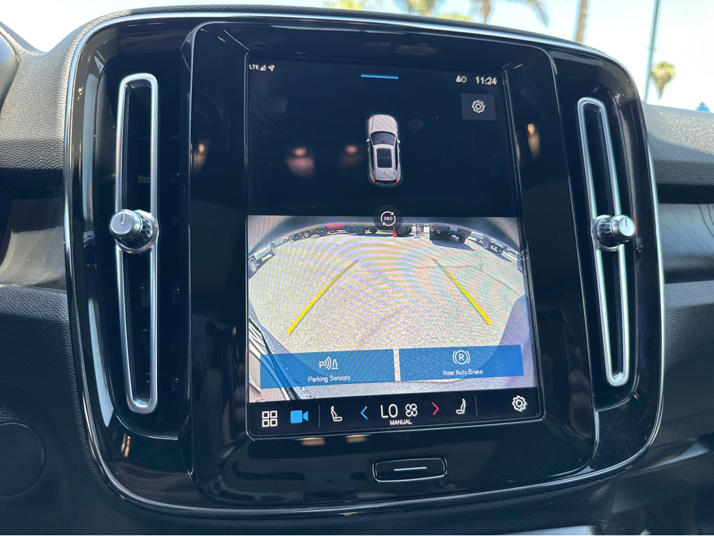 2023 Volvo XC40 Plus - Photo 6