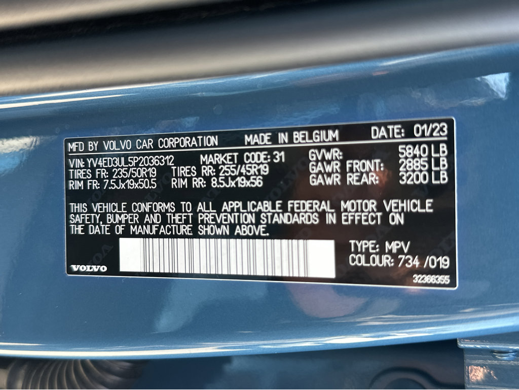 2023 Volvo XC40 Plus - Photo 44